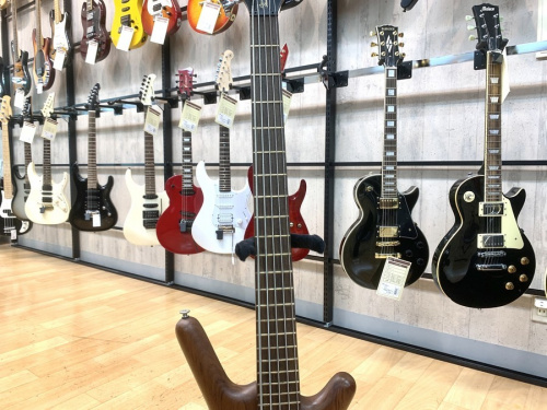 南大沢 八王子 楽器買取のWarwick
