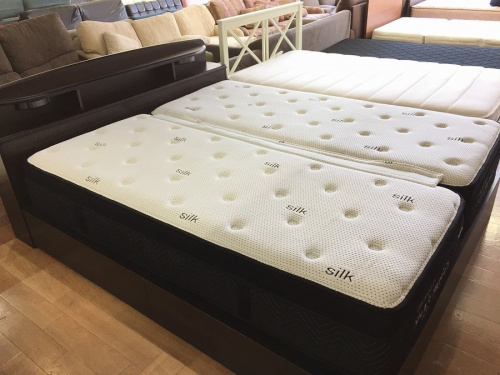 家具のベッド