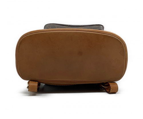 リュックのLOUIS VUITTON