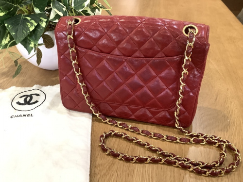 バッグのCHANEL