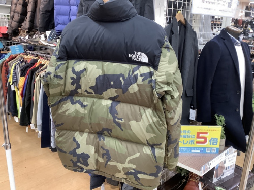ノースフェイスのヌプシジャケット
