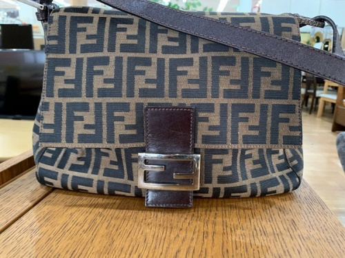 バッグのFENDI