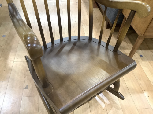 ロッキングチェアの南大沢　八王子　家具　中古