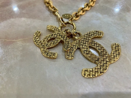 シャネルのCHANEL