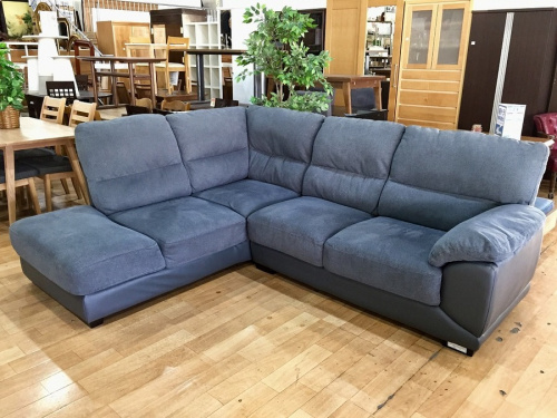 家具のソファ