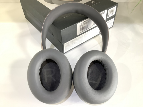 BluetoothヘッドホンのBOSE