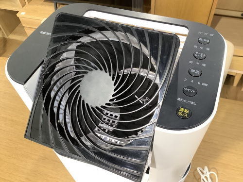衣類乾燥除湿器のIRIS OHYAMA