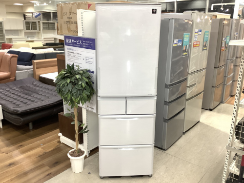 生活家電の5ドア冷蔵庫
