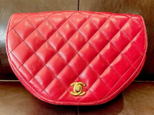 バッグのCHANEL シャネル
