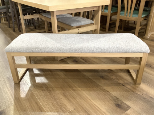 ベンチダイニングの南大沢　八王子　家具　中古