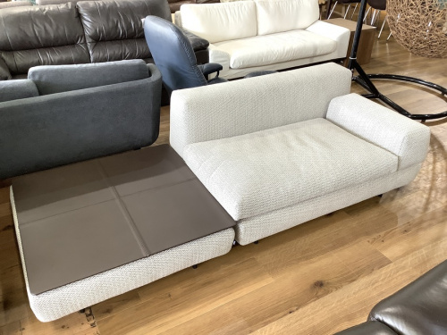 ソファーのarflex