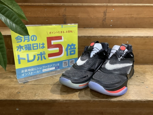 メンズファッションのスニーカー