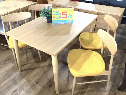 家具のダイニングセット