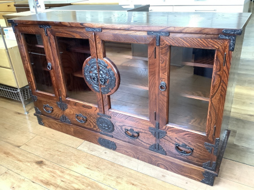 家具のサイドボード