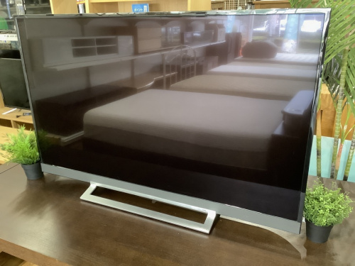 家電の液晶テレビ