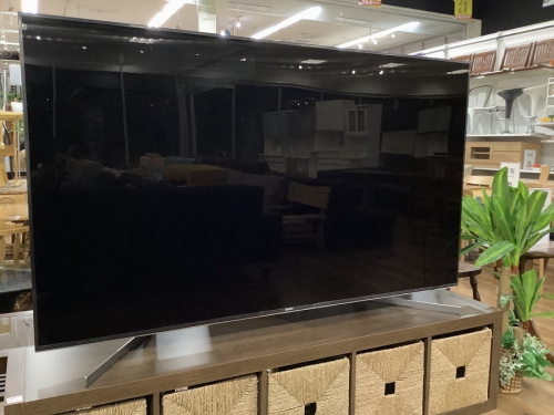 家電の液晶テレビ