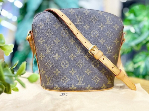 ブランド・ラグジュアリーのLOUIS VUITTON
