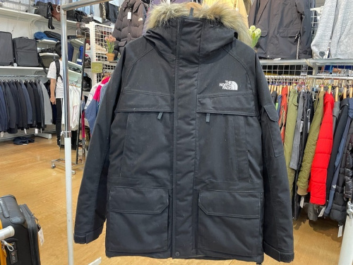 マクマードパーカーのTHE NORTH FACE