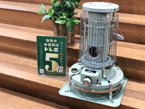 アウトドアの石油ストーブ