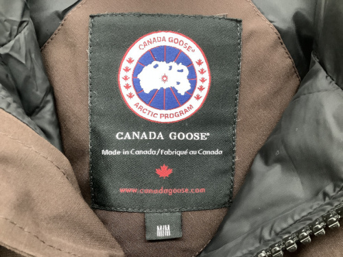 ダウンジャケットのCANADA GOOSE