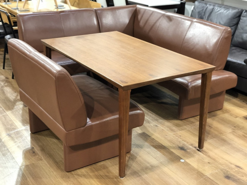 秋田木工の大塚家具