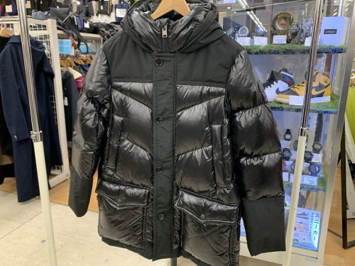 ダウンジャケットのWOOL RICH