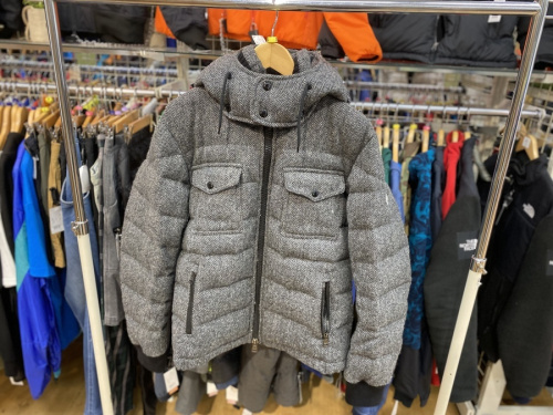モンクレールのMONCLER