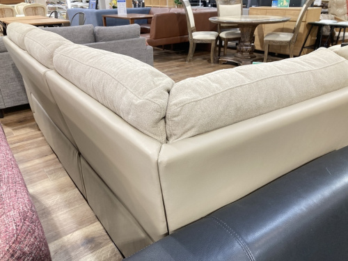 ウォール2の家具