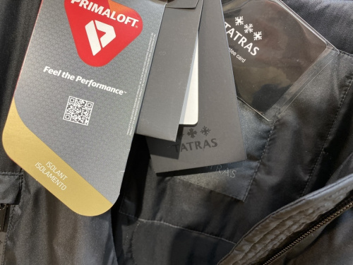 ジャケットのTHE NORTH FACE