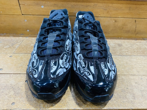 ナイキのAIR MAX 95