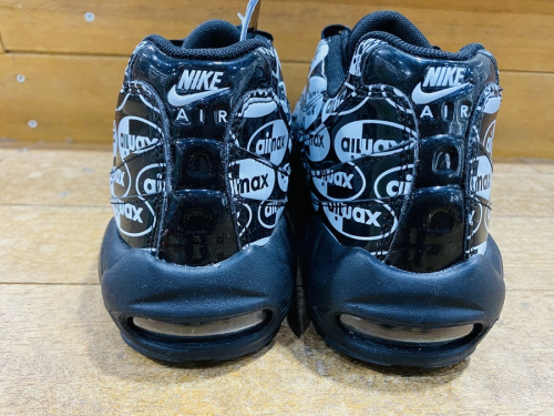 スニーカーのエアーマックス