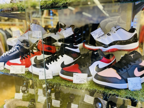 レディースファッションの衣類買取