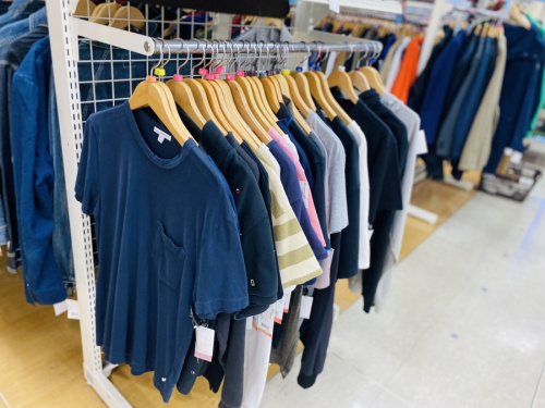 夏物衣類の洋服