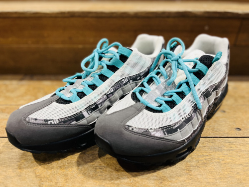 ナイキのAIR MAX95