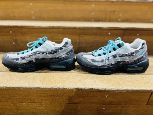 AIR MAX95のスニーカー