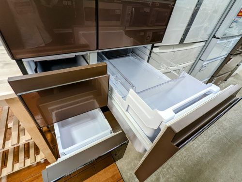 6ドア冷蔵庫の冷蔵庫