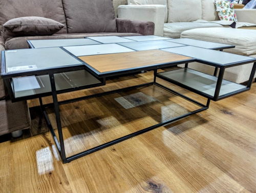 テーブルのブランド家具