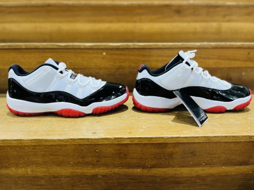 AIR JORDAN11 RETROのエアジョーダン11 レトロ