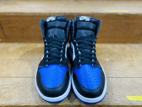 AIR JODANのAIR JORDAN1