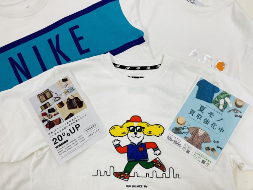 NIKEのCarhartt