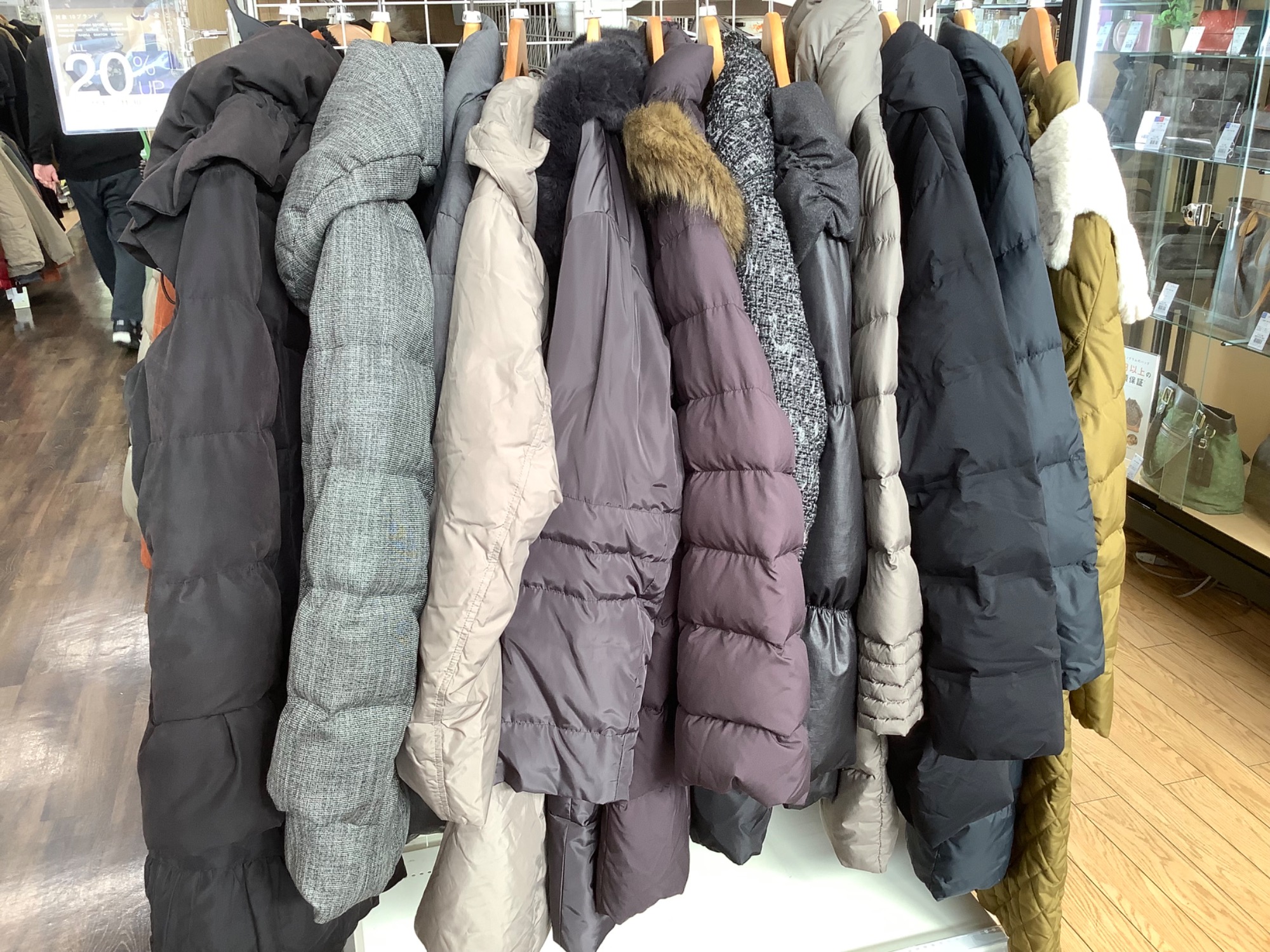 スマホで購入】TATRAS (タトラス) ダウンライナー付トレンチコート