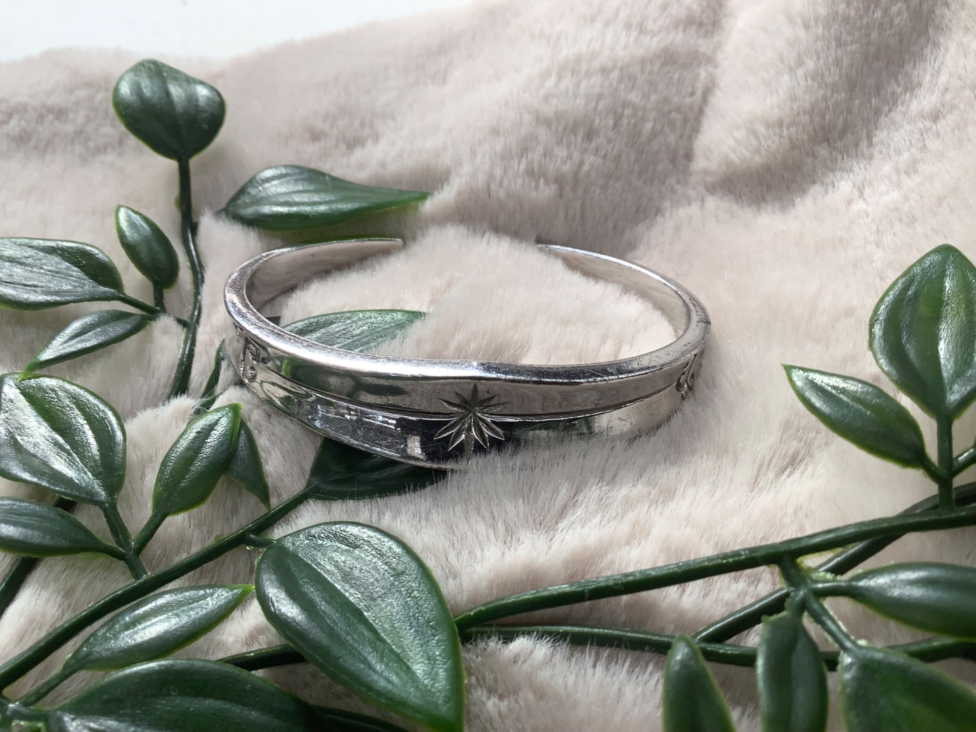 SAADシルバー 彫刻入り バングル SAAD サード シルバー925 バングル