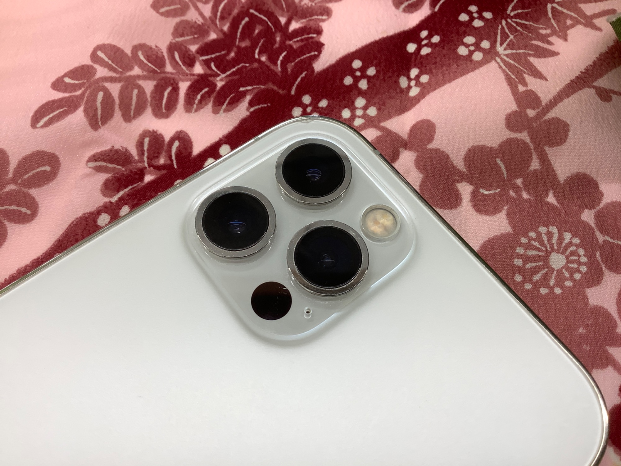 Apple（アップル）iPhone12 Pro のご紹介です！｜2024年03月10日