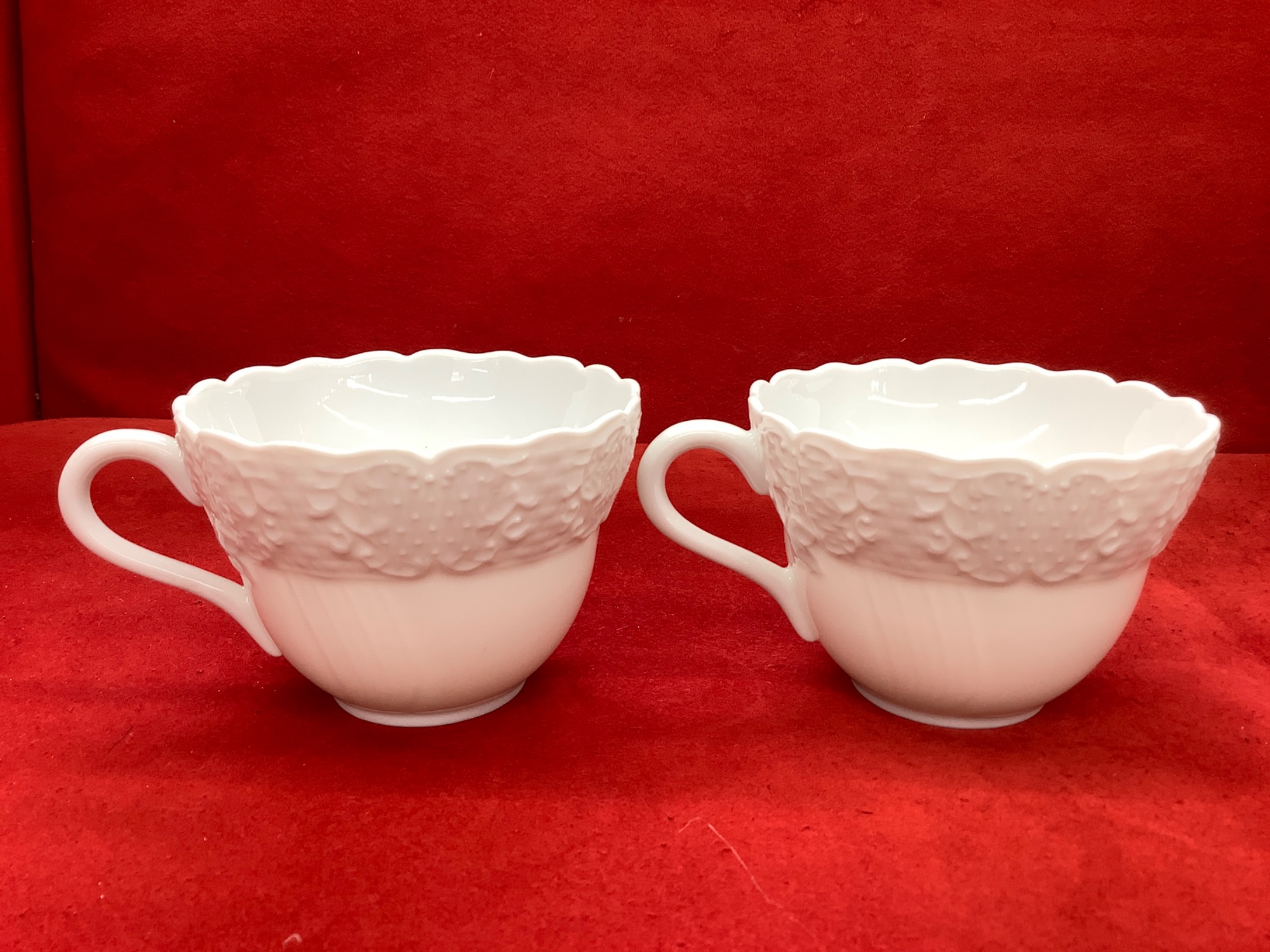 HEREND (ヘレンド) カップ＆ソーサー バロックホワイト2Pセットのご