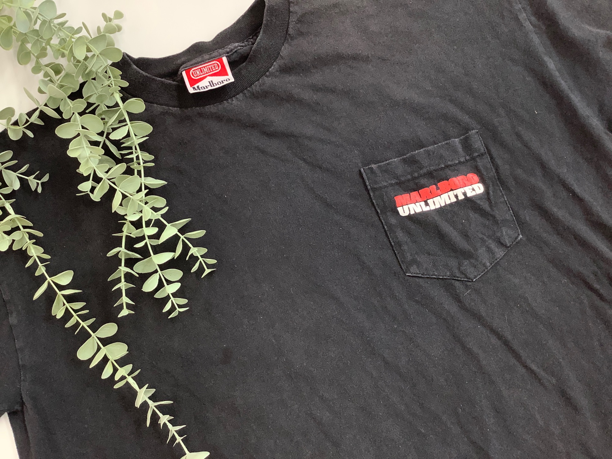 スマホで購入】Marlboro（マルボロ）リザードTシャツ 90s トカゲ