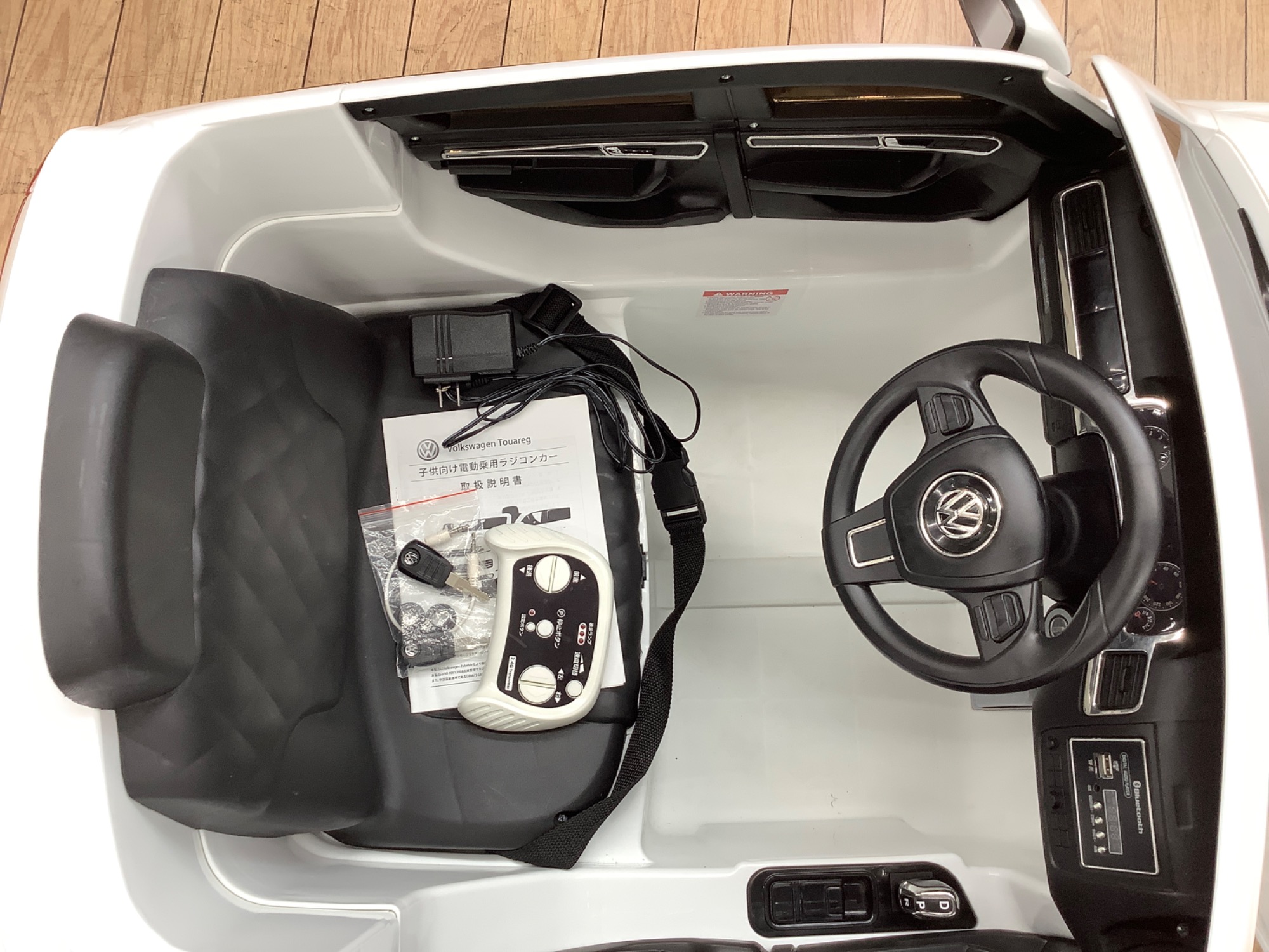愛用 AIJU TOYS（アイジュトイズ）子供向け電動乗用ラジコンカー ホビーラジコン