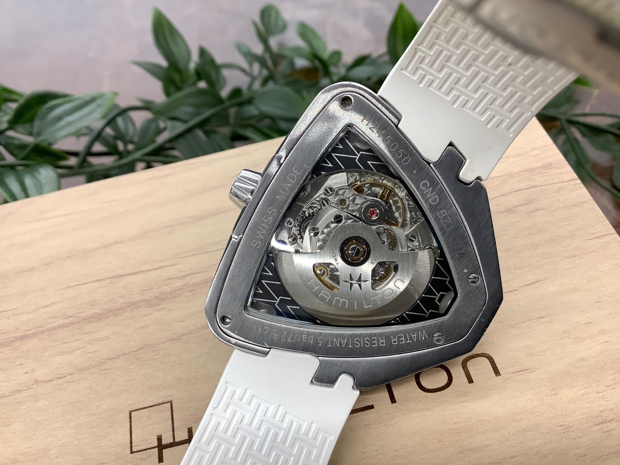 ハミルトン HAMILTON ベンチュラ Ventura エルヴィス80 HAMILTON