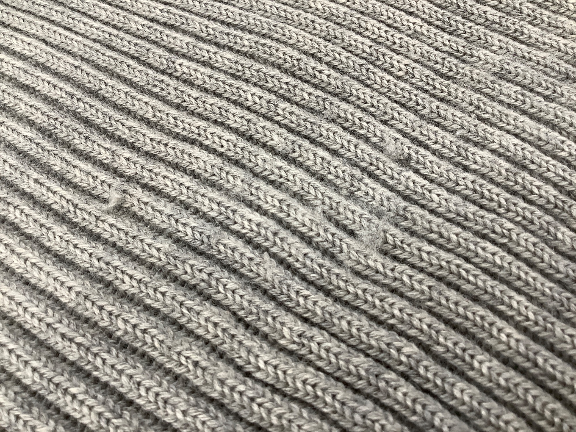 STONE ISLAND（ストーン アイランド）厚手ニットが入荷いたしました