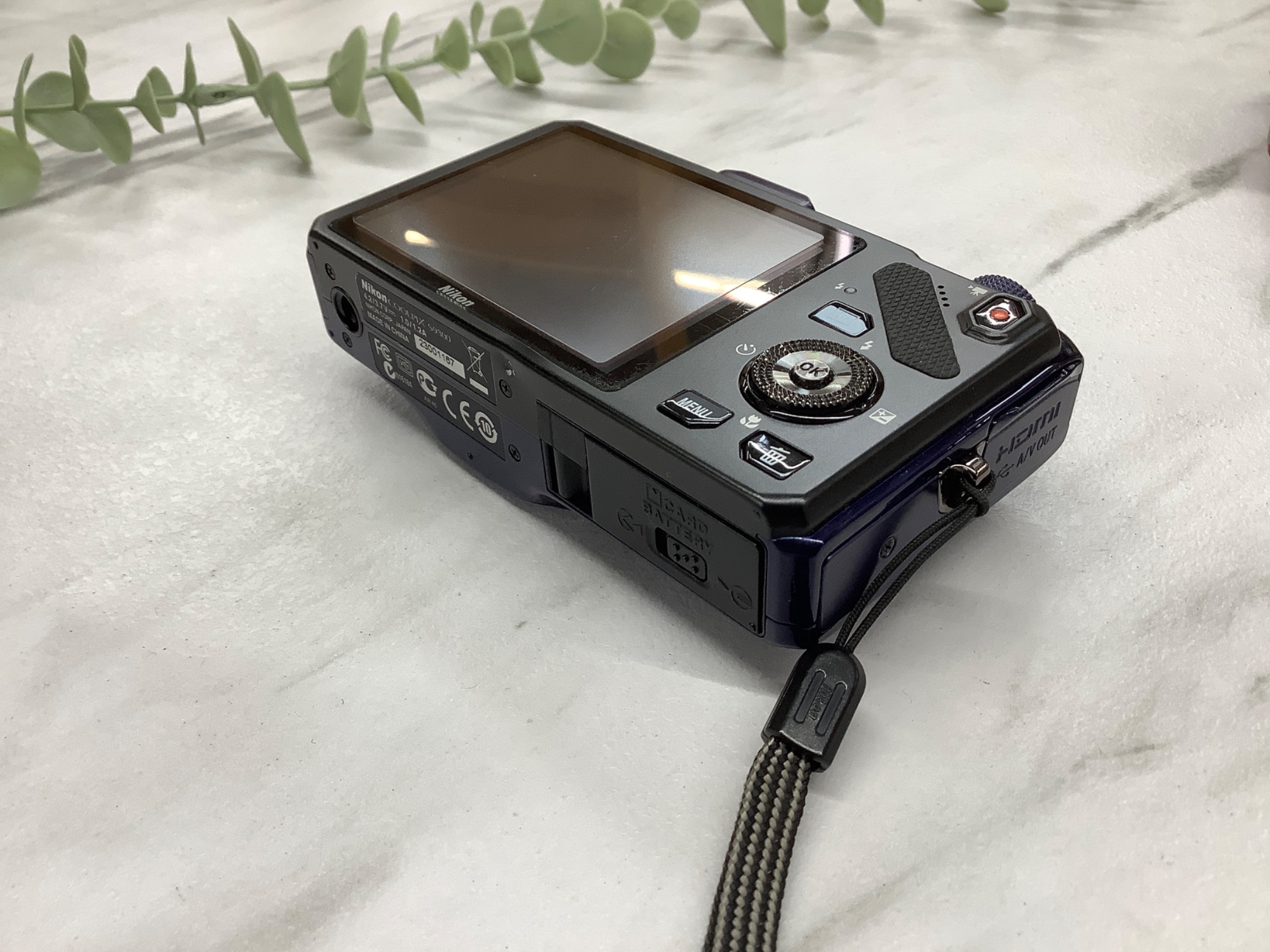 FUJIFILM (フジフィルム) コンパクトデジタルカメラ、 Nikonデジタル