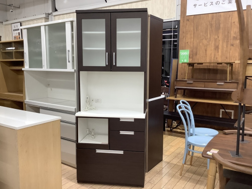 中古家具のレンジボード